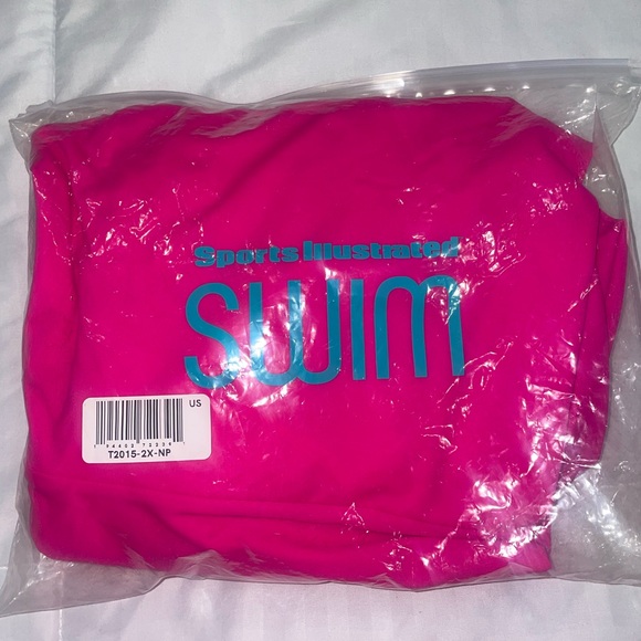 Swimsuit - Picture 4 of 5